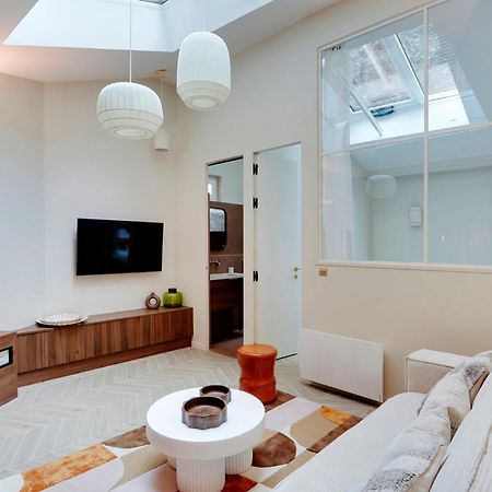 パリFabuleux Loft Blomet Tour Eiffelアパートメント エクステリア 写真